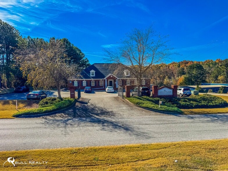 100 Greystone Power Blvd, Dallas, GA for sale - Building Photo - Image 3 of 19