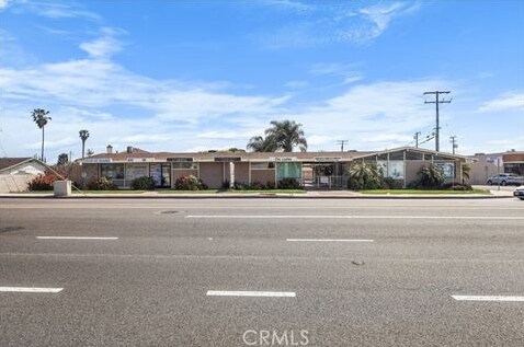 10092 Chapman Ave, Garden Grove, CA à vendre Photo du bâtiment- Image 1 de 1