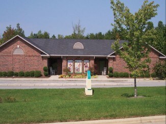 Plus de détails pour 4065 Premier Dr, High Point, NC - Commerce de détail à vendre