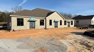 2500 Interstate Dr, Opelika, AL for lease Interior Photo- Image 2 of 9