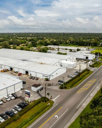 Plus de détails pour 7176 15th St E, Sarasota, FL - Industriel à louer