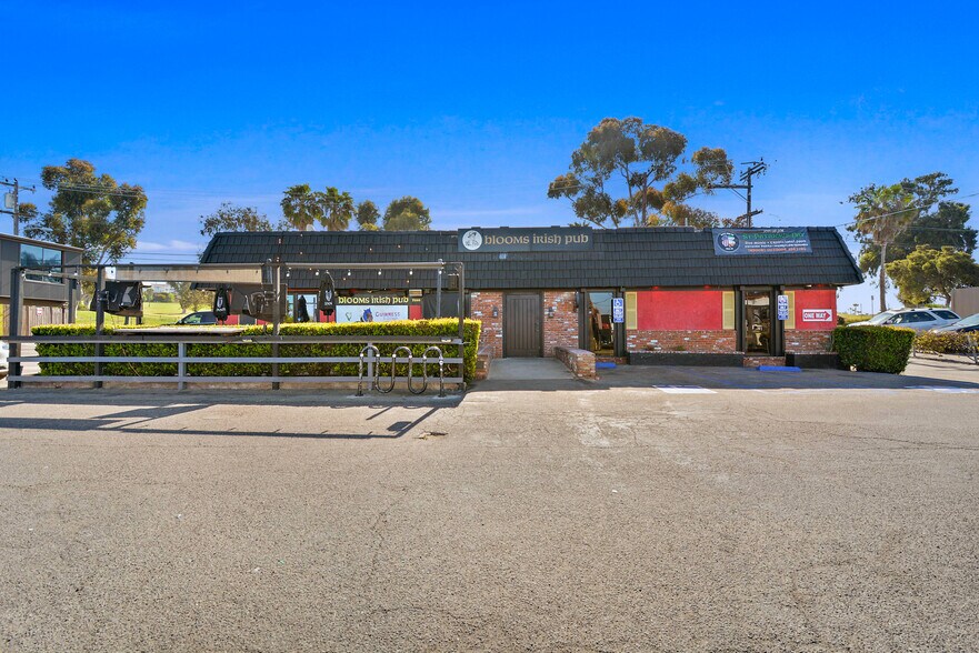 2391 S El Camino Real, San Clemente, CA à vendre - Photo du bâtiment - Image 3 de 18