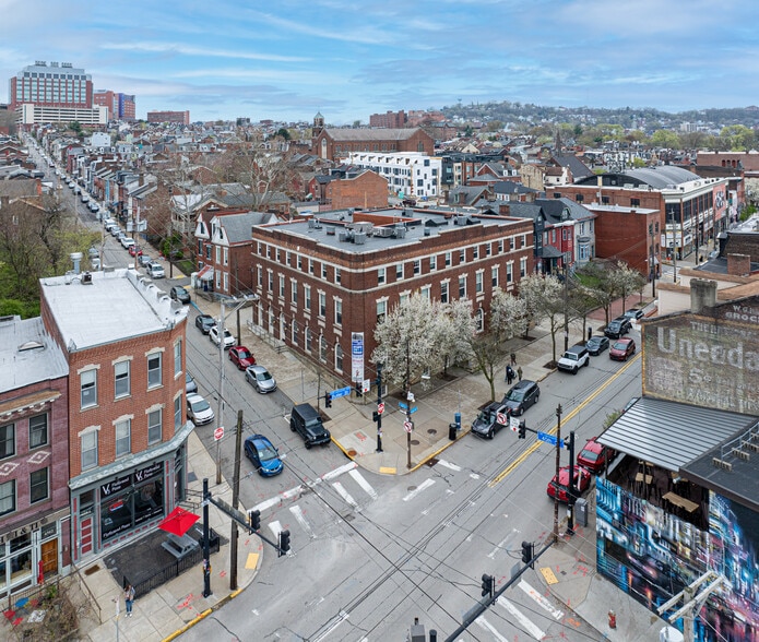 212 45th St, Pittsburgh, PA for sale - Building Photo - Image 1 of 17