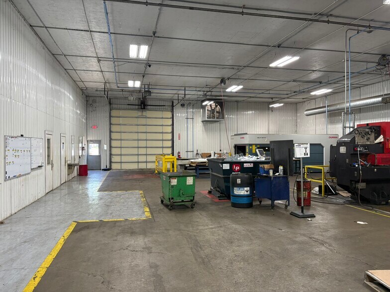 2660 Lawrence St, Stevensville, MI for lease - Building Photo - Image 2 of 12
