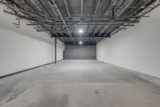 1640 Virginia Ave, College Park, GA for lease Interior Photo- Image 2 of 6