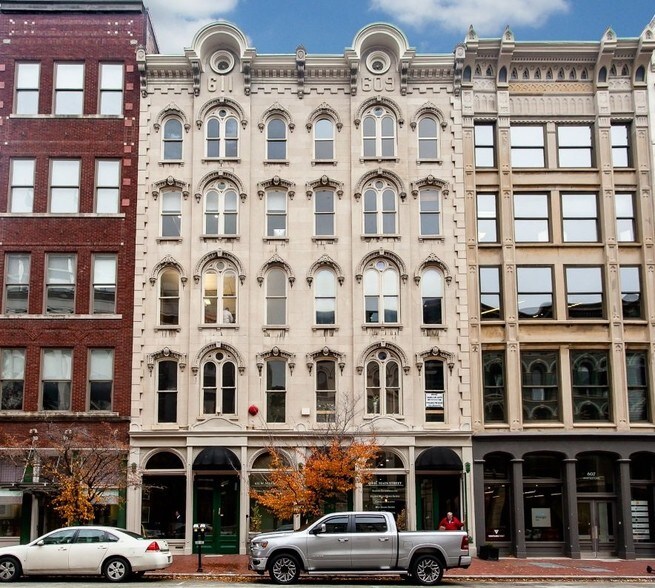 609-611 W Main St, Louisville, KY à louer - Photo du bâtiment - Image 2 de 2