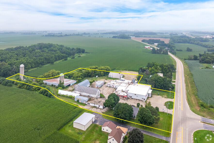 N3705 State Hwy 89, Jefferson, WI for sale - Building Photo - Image 1 of 23