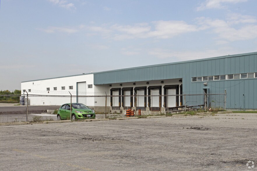 500 Edward Ave, Richmond Hill, ON for lease - Building Photo - Image 2 of 8