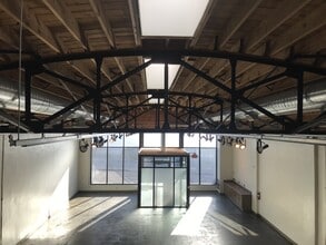 1708 Baltimore Ave, Kansas City, MO à louer Photo intérieure- Image 2 de 11