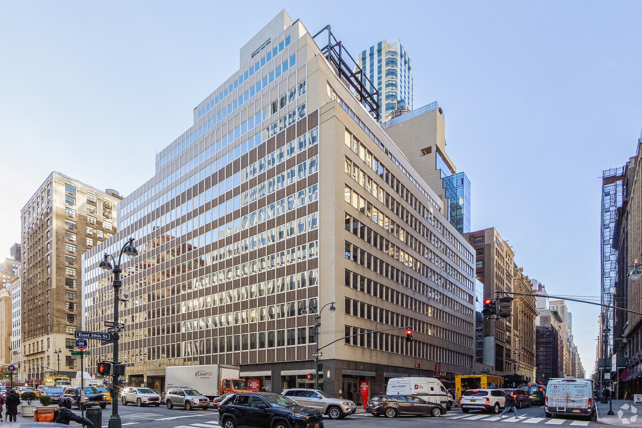 260 Madison Ave, New York, NY for lease Building Photo- Image 1 of 6