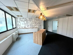 Office in Nogent-sur-Marne for lease Interior Photo- Image 2 of 9