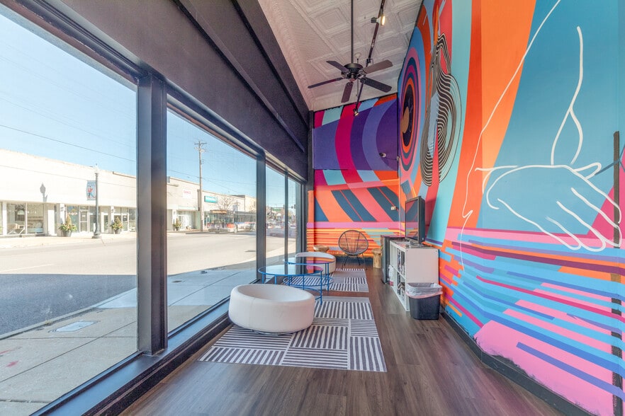 7420 Manchester Rd, Maplewood, MO à vendre - Photo du bâtiment - Image 2 de 8