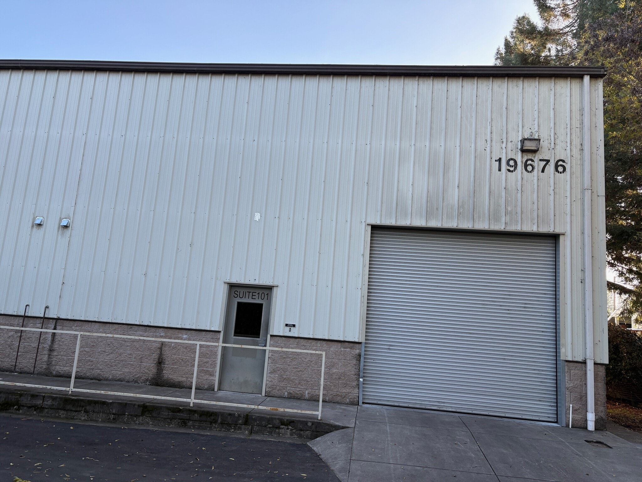19676 8th St E, Sonoma, CA for lease Primary Photo- Image 1 of 7