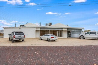 Plus de détails pour 638 1st, Hutchinson, KS - Industriel à vendre