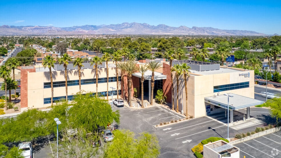 6085 W Twain Ave, Las Vegas, NV for lease - Building Photo - Image 3 of 10