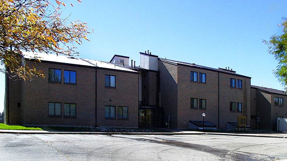 4651 Tulsa Ct, Denver, CO for sale - Primary Photo - Image 1 of 11