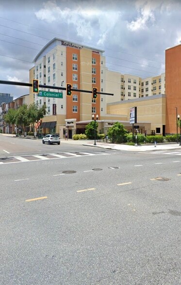 692 N Orange Ave, Orlando, FL for lease - Primary Photo - Image 1 of 10