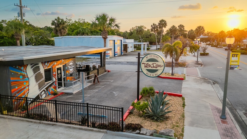 401 E New Haven Ave, Melbourne, FL for sale - Building Photo - Image 2 of 6