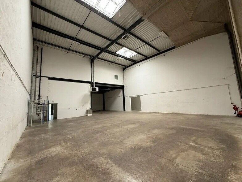 Flex dans Saint-Denis à louer - Photo intérieure - Image 2 de 14