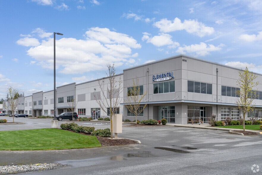 6015 180th St NE, Arlington, WA à vendre - Photo principale - Image 1 de 7