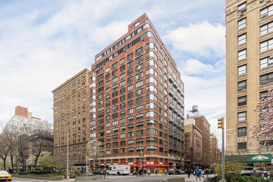 2411 Broadway, New York, NY for lease - Building Photo - Image 1 of 1