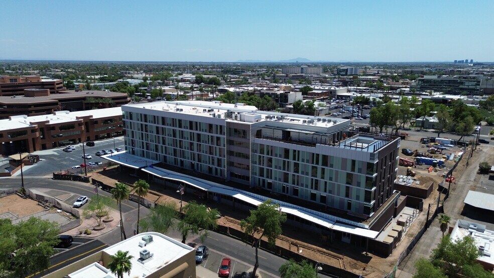 7117 E 3rd Ave, Scottsdale, AZ à louer - Photo du bâtiment - Image 1 de 6