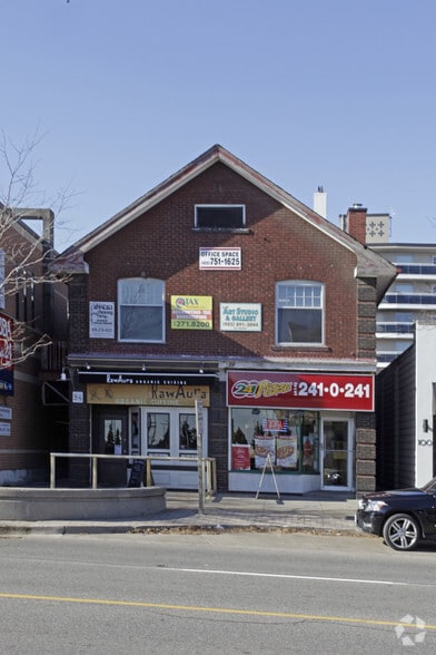94 Lakeshore Rd E, Mississauga, ON à louer - Photo du bâtiment - Image 3 de 4