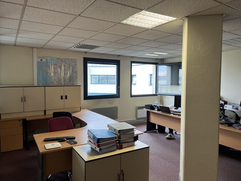 Flex dans La Courneuve à louer - Photo intérieure - Image 2 de 5