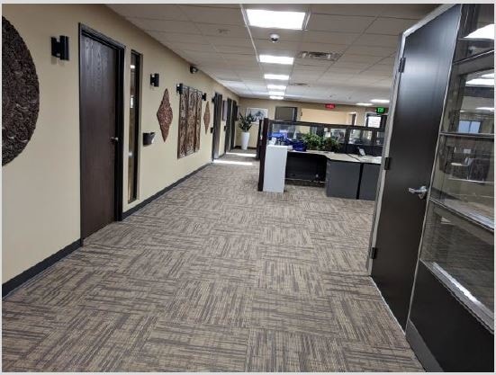 28116 Orchard Lake Rd, Farmington Hills, MI for lease - Interior Photo - Image 2 of 8