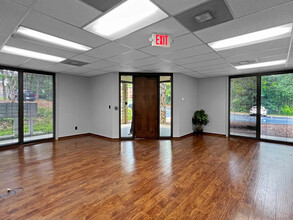 200 Cahaba Park Cir, Birmingham, AL for lease Building Photo- Image 1 of 14