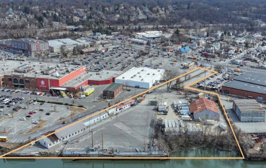 4301 Boston Rd, Pelham Manor, NY à louer - Aérien - Image 2 de 6