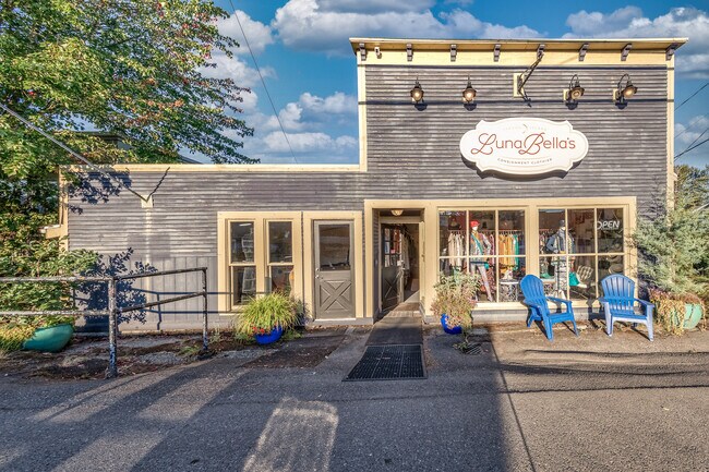 More details for 17411 Vashon Hwy SW, Vashon, WA - Retail for Sale