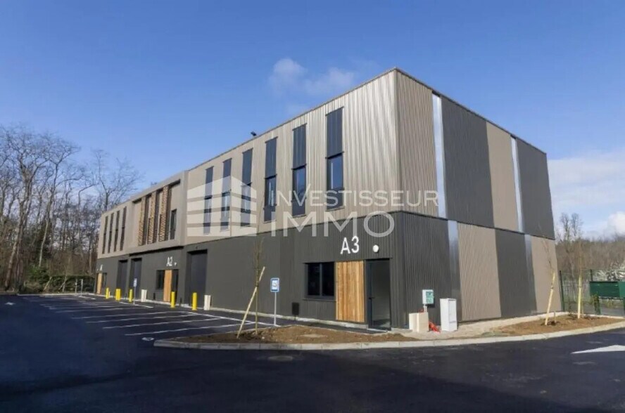 Flex dans Les Mureaux à louer - Photo du bâtiment - Image 2 de 4