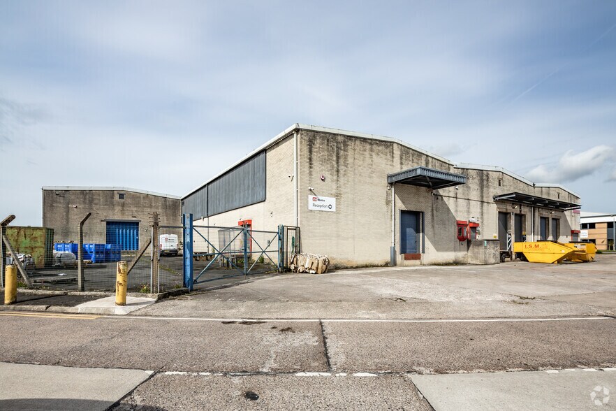 Walter Leigh Way, Leigh à louer - Photo du bâtiment - Image 3 de 4