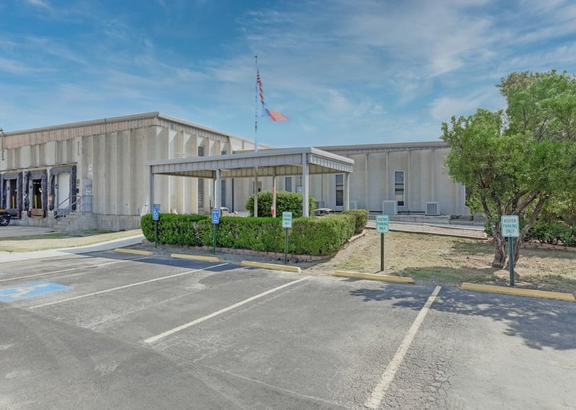 610 Pop Gunn Dr, San Antonio, TX for lease - Building Photo - Image 3 of 9