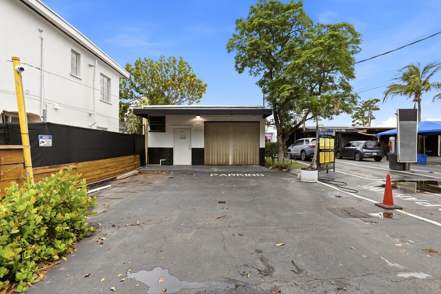 824 N Dixie Hwy, Lake Worth, FL for lease - Building Photo - Image 2 of 31