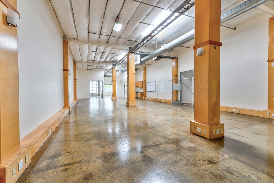 977-979 Commercial St, Palo Alto, CA à louer - Photo intérieure - Image 3 de 11