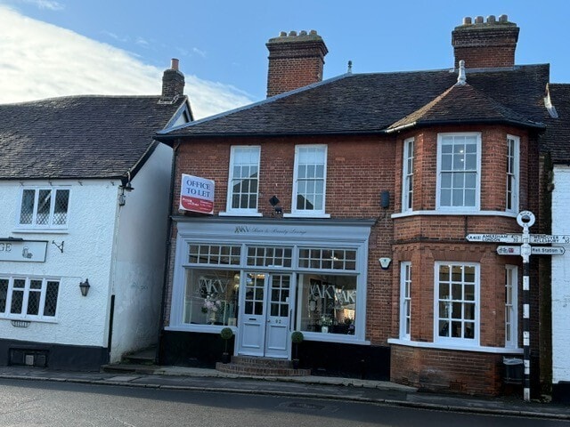 92 High St, Great Missenden for lease - Building Photo - Image 3 of 9