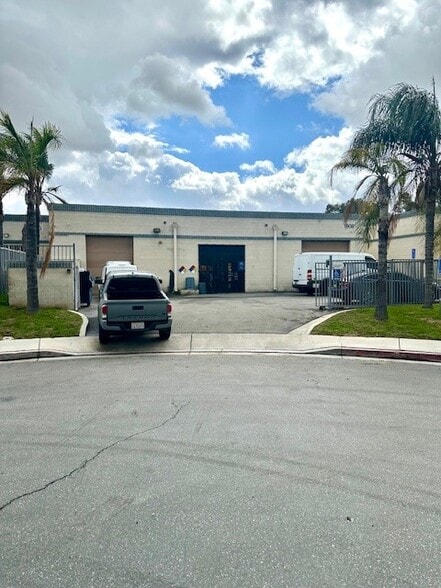 1808 Container Cir, Jurupa Valley, CA for sale - Building Photo - Image 2 of 10