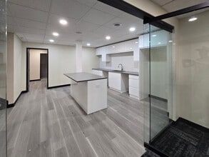 6450-6464 S Quebec St, Centennial, CO for lease Interior Photo- Image 2 of 8
