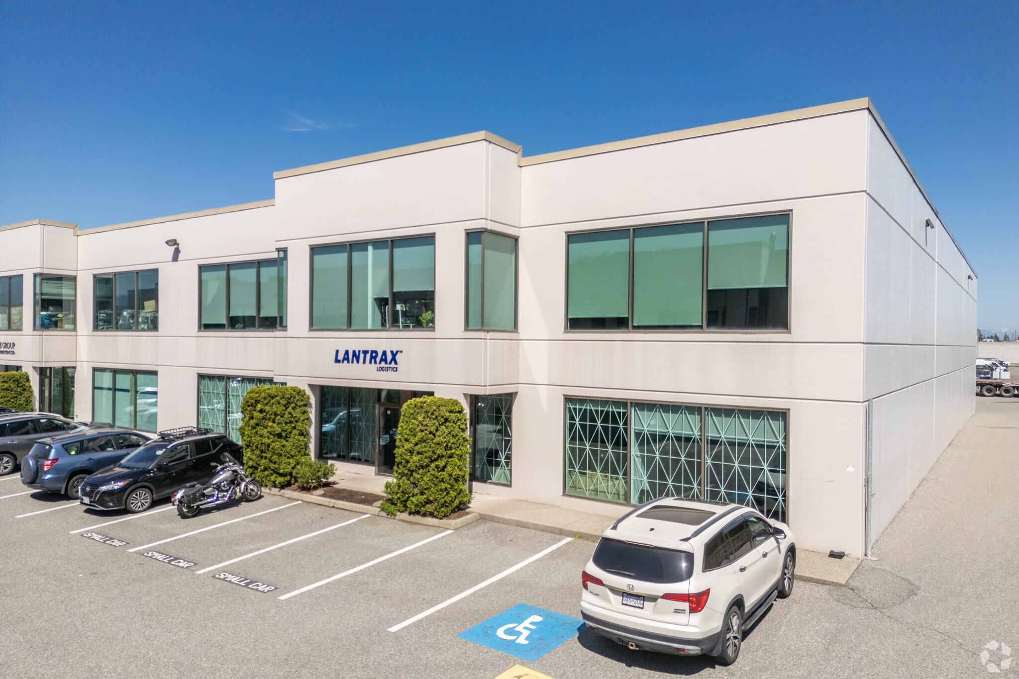 19272 96th Ave, Surrey, BC for lease Primary Photo- Image 1 of 5