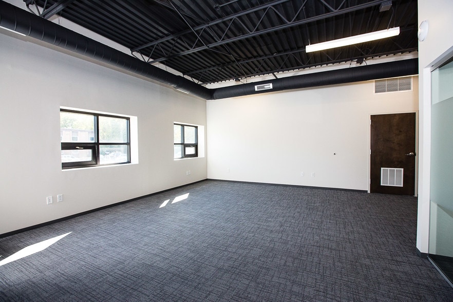 3000 Mercier St, Kansas City, MO for lease - Interior Photo - Image 2 of 4
