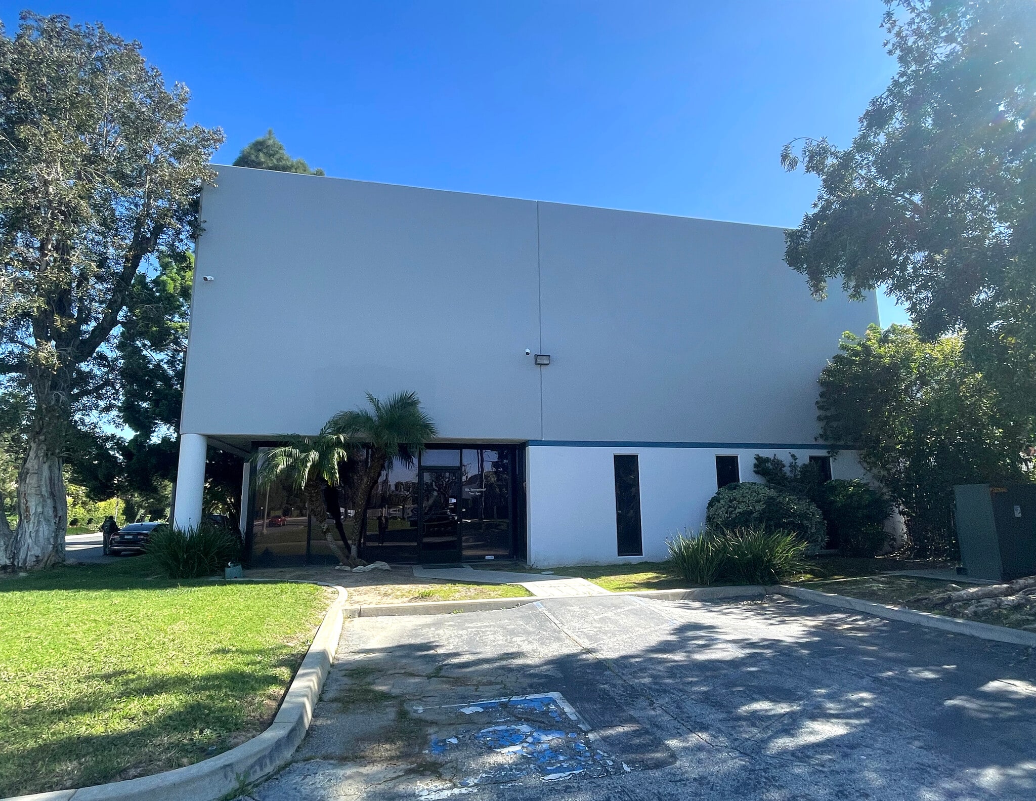 12410-12420 Clark St, Santa Fe Springs, CA for lease Primary Photo- Image 1 of 15