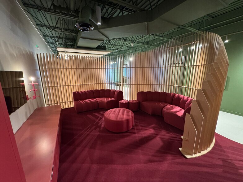 9421 Mission Rd, Leawood, KS à louer - Photo intérieure - Image 2 de 8