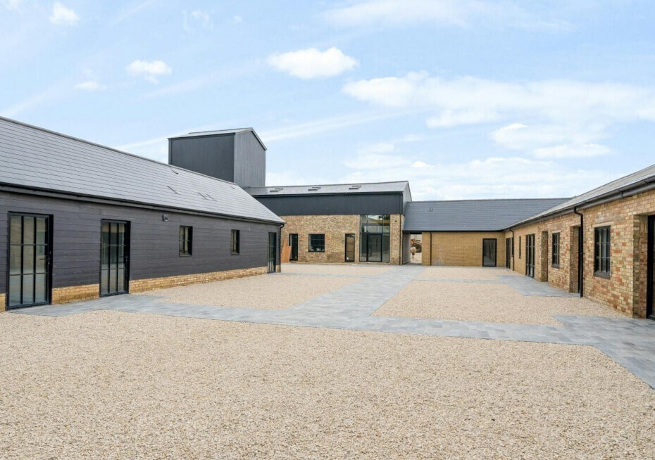 Watling St, Leighton Buzzard à louer Photo principale- Image 1 de 8