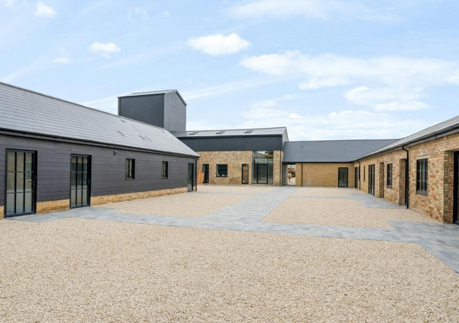 Watling St, Leighton Buzzard for lease Primary Photo- Image 1 of 8