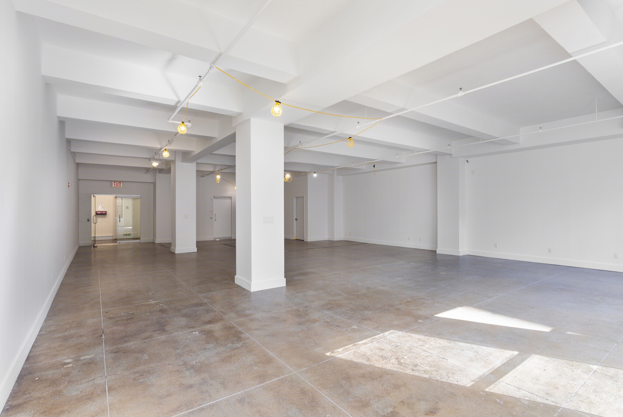 525 Seventh Ave, New York, NY for lease Interior Photo- Image 1 of 5