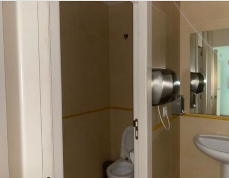 Llerena, BAD 06900 - Unit - - - Interior Photo - Image 2 of 4