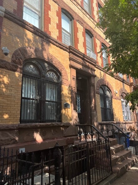 535 Bergen St, Brooklyn, NY for sale - Building Photo - Image 3 of 14