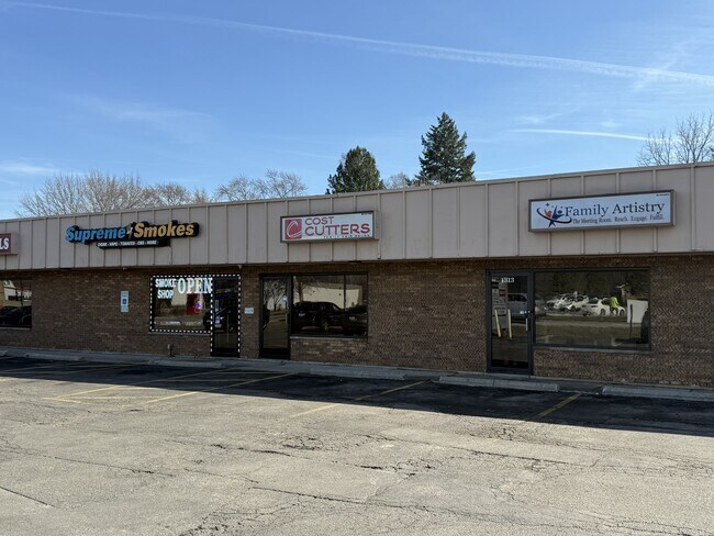 Plus de détails pour 1301-1315 21st St, Zion, IL - Commerce de détail à louer